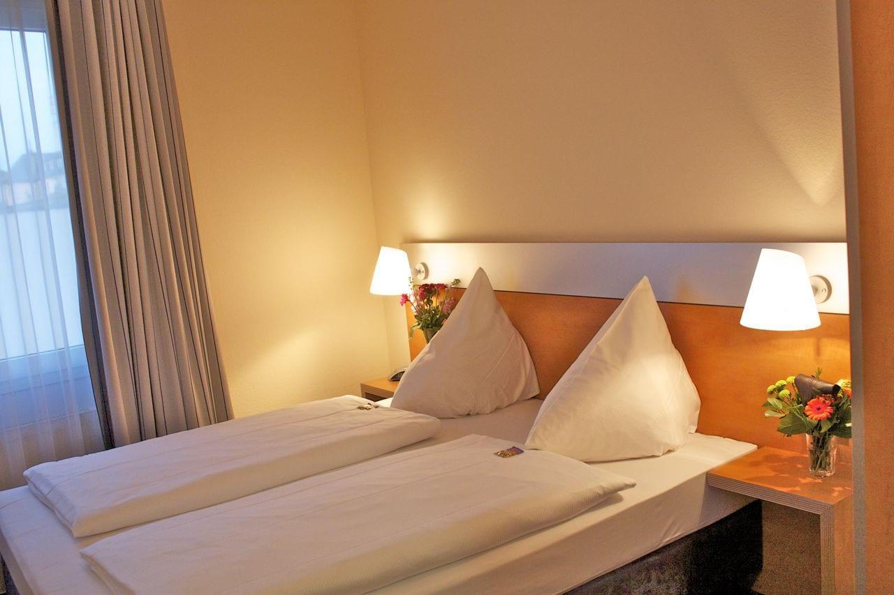 Senator Hotel Frankfurt am Main Ngoại thất bức ảnh