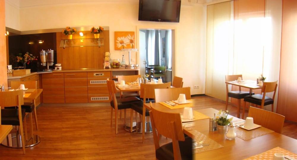 Senator Hotel Frankfurt am Main Ngoại thất bức ảnh