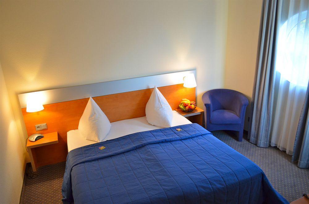 Senator Hotel Frankfurt am Main Ngoại thất bức ảnh