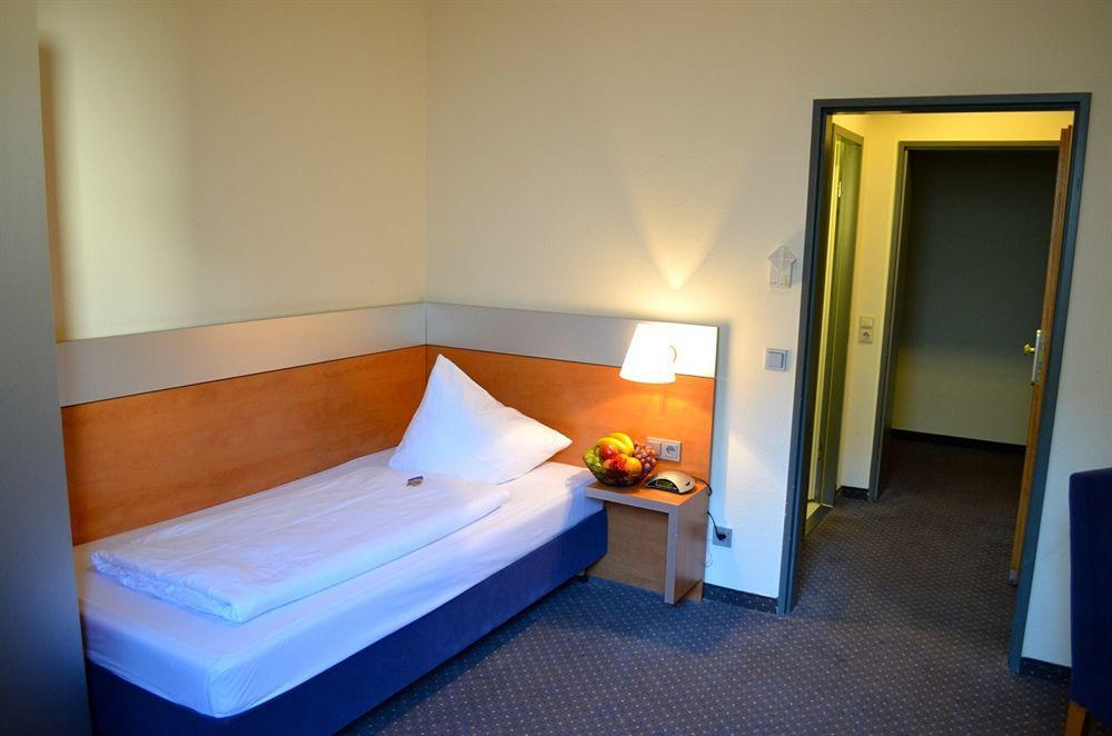 Senator Hotel Frankfurt am Main Ngoại thất bức ảnh