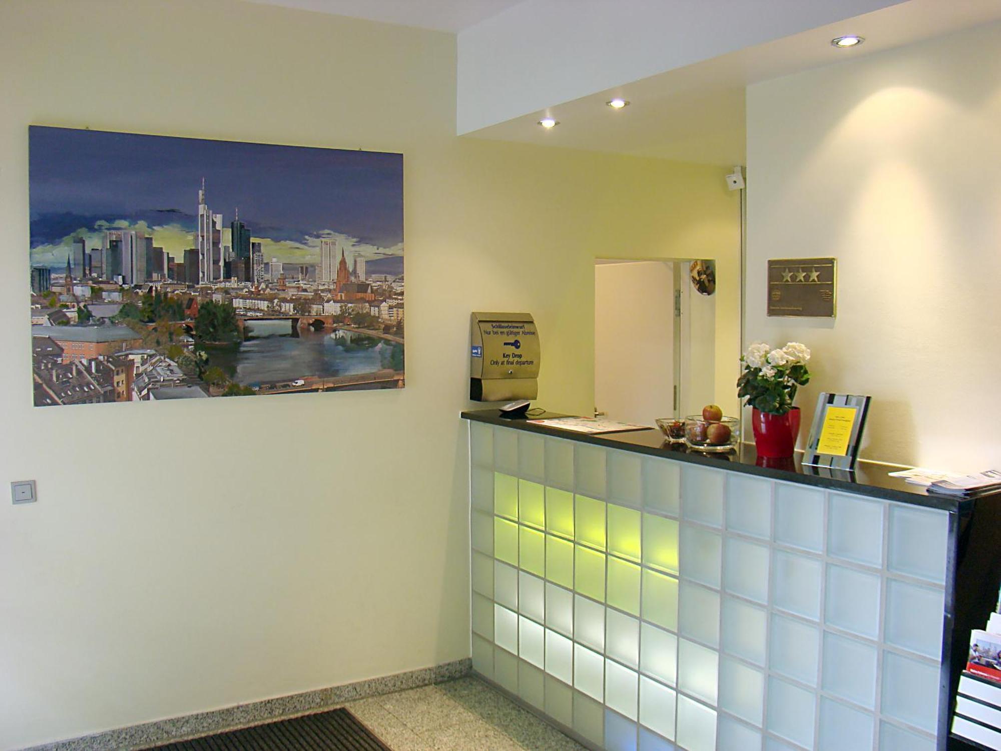 Senator Hotel Frankfurt am Main Ngoại thất bức ảnh
